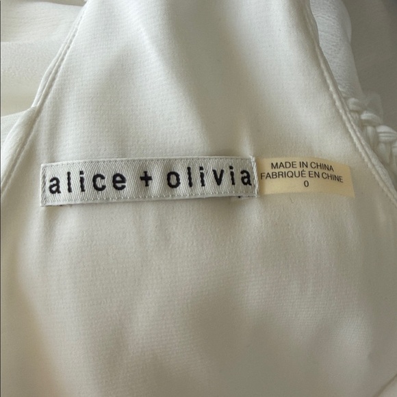 Alice + Olivia Naomi Pleated Goddess Dress Size 0 - Picture 7 of 7